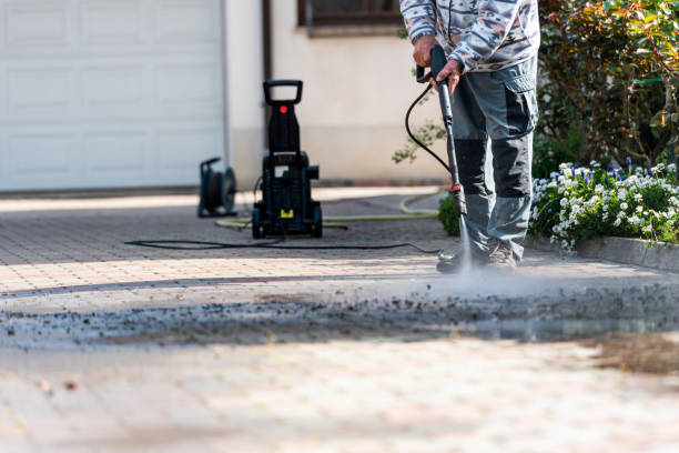 Garage Pressure Washing in Newport East, RI